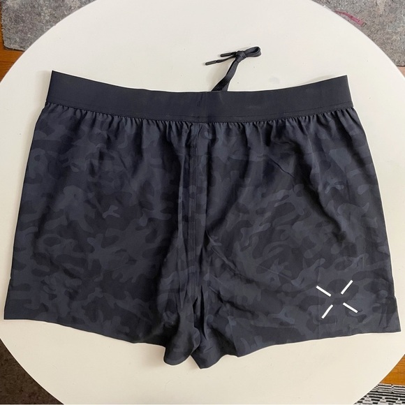 Ten Thousand Men’s 5” Interval Short Black Camo Size XXL New Unlined - Picture 9 of 9